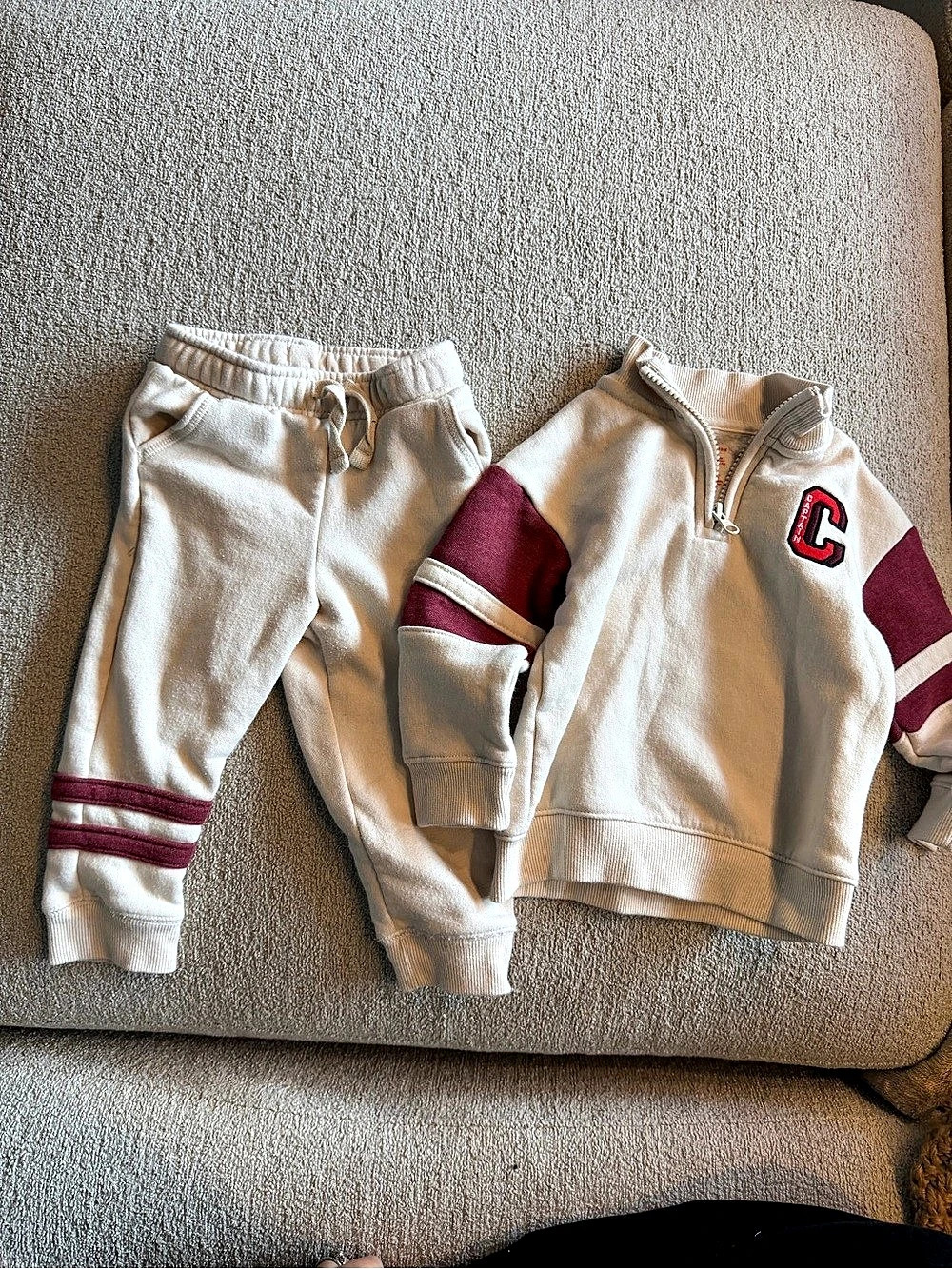 Cat & Jack Baby 18M Matching Set Cream & Red Like New